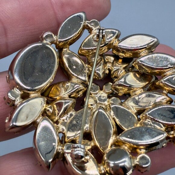 Vintage Hattie Carnegie Brooch Fall Autumn Gold Tone Cabochon READ - Picture 13 of 13